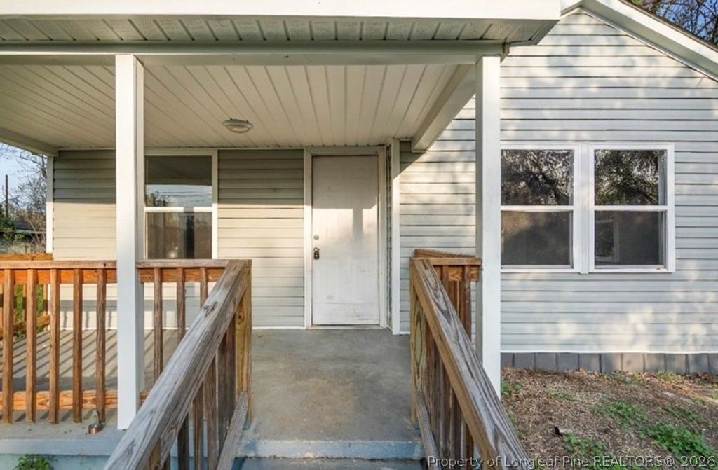 313, 315 S Racepath Street, Fayetteville, NC 28301 — photo 7