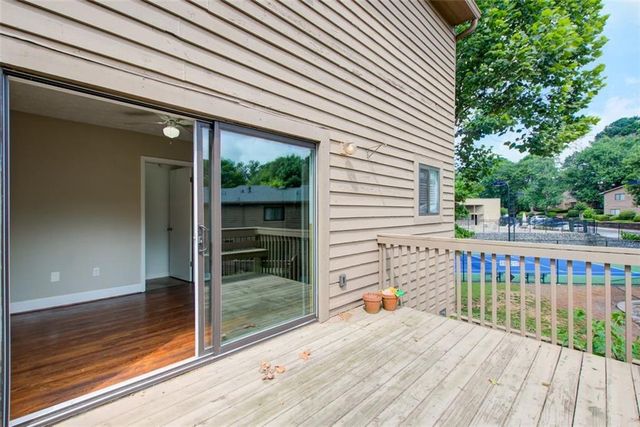 1301 Parkaire Crossing, Marietta, GA 30068