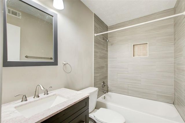 1301 Parkaire Crossing, Marietta, GA 30068