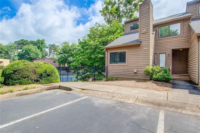 1301 Parkaire Crossing, Marietta, GA 30068
