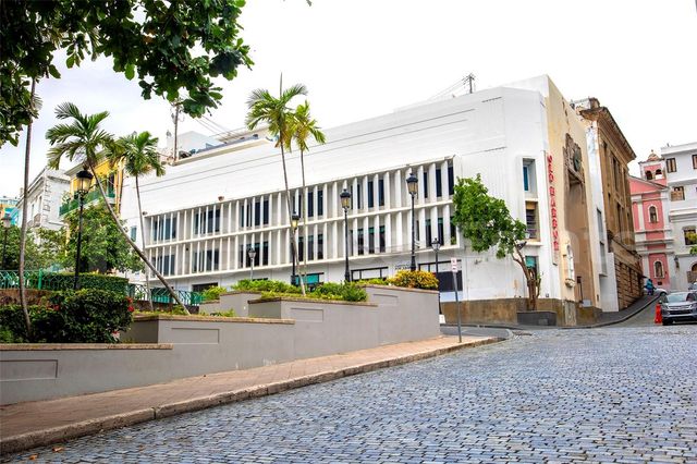 203 RECINTO SUR 5, Old San Juan, PR 00901