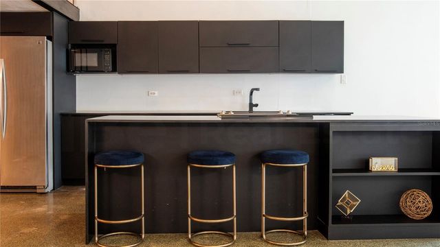 203 RECINTO SUR 5, Old San Juan, PR 00901