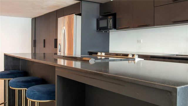 203 RECINTO SUR 5, Old San Juan, PR 00901