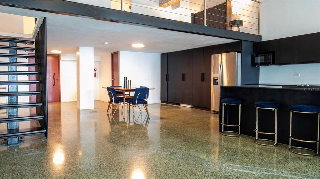 Image 4 of property listing at 203 RECINTO SUR 5, Old San Juan, PR 00901