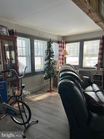 390 JONES ISLAND RD, Cedarville, NJ 08311