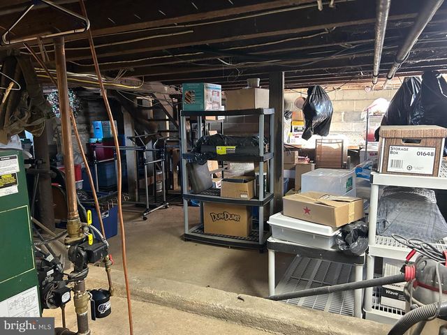 390 JONES ISLAND RD, Cedarville, NJ 08311