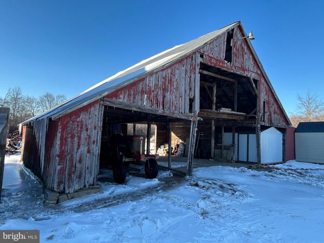 390 JONES ISLAND RD, Cedarville, NJ 08311