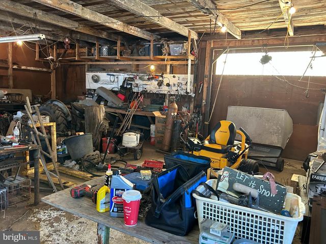 390 JONES ISLAND RD, Cedarville, NJ 08311