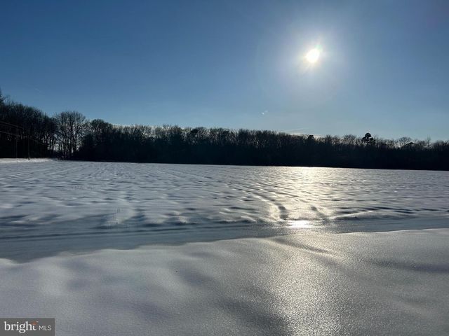 390 JONES ISLAND RD, Cedarville, NJ 08311