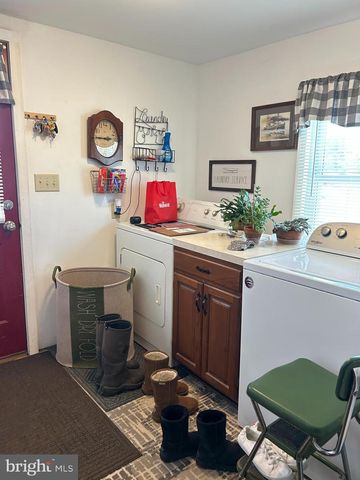 390 JONES ISLAND RD, Cedarville, NJ 08311