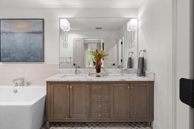 1704 Silverside Drive, Grapevine, TX 76051