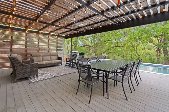 1704 Silverside Drive, Grapevine, TX 76051