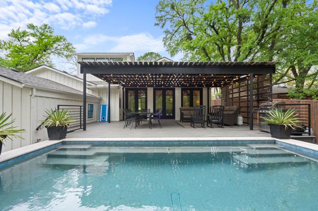 1704 Silverside Drive, Grapevine, TX 76051