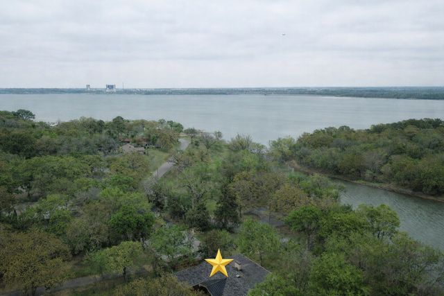 1704 Silverside Drive, Grapevine, TX 76051