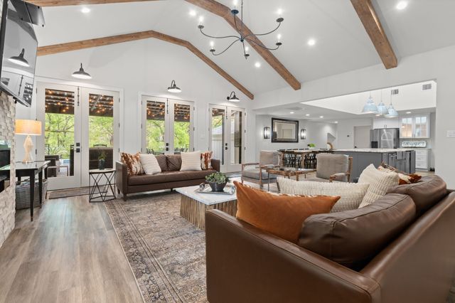 1704 Silverside Drive, Grapevine, TX 76051