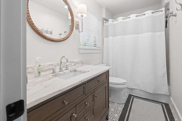 1704 Silverside Drive, Grapevine, TX 76051