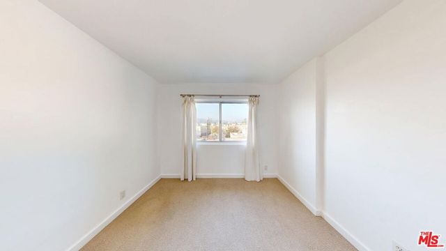 525 N Sycamore Avenue 411, Los Angeles, CA 90036