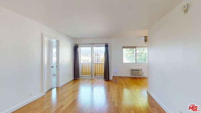 525 N Sycamore Avenue 411, Los Angeles, CA 90036