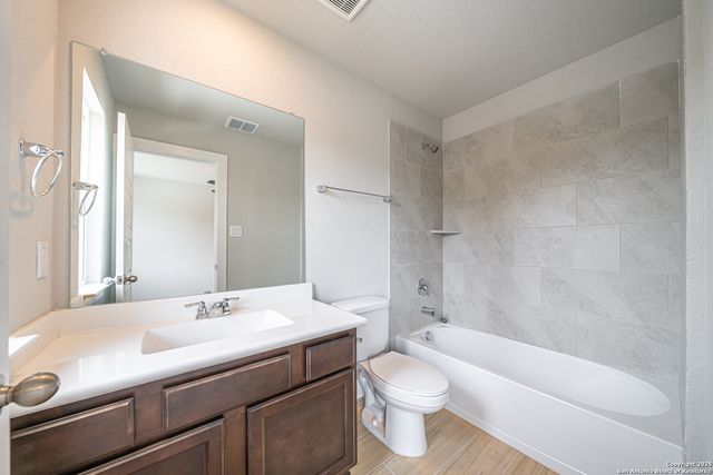 324 Mar Hill, Seguin, TX 78155