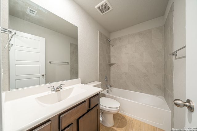 324 Mar Hill, Seguin, TX 78155