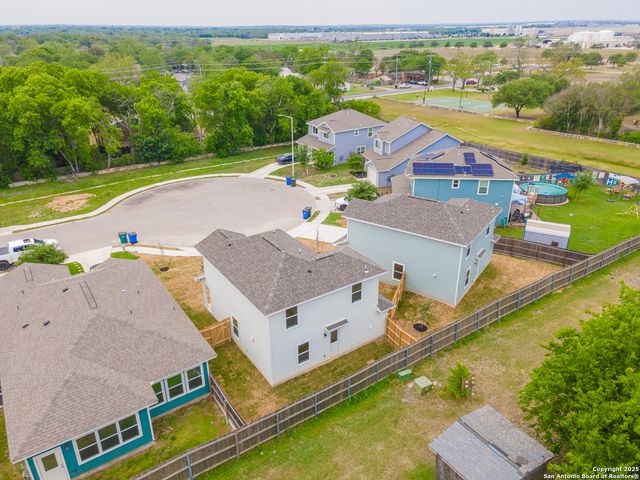 324 Mar Hill, Seguin, TX 78155