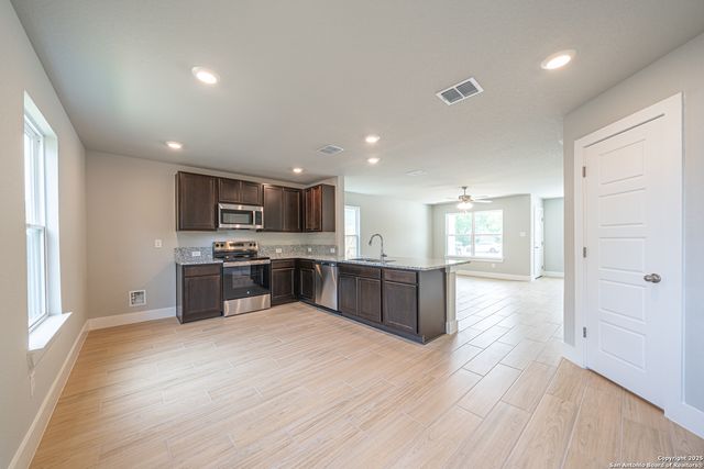 324 Mar Hill, Seguin, TX 78155