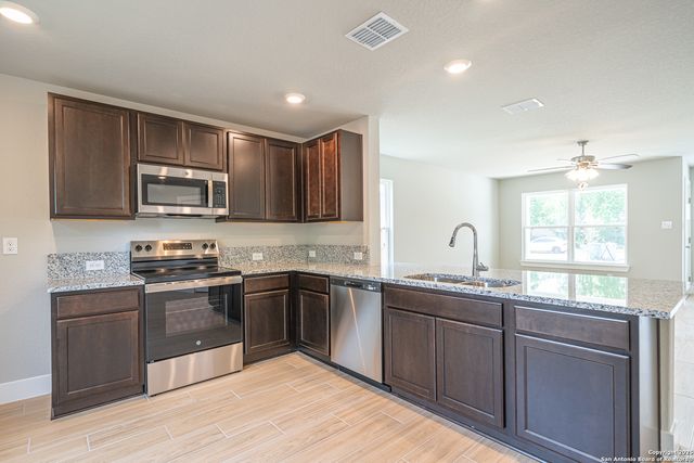 324 Mar Hill, Seguin, TX 78155