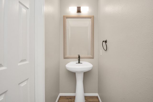 21910 Willow Shade Lane, Tomball, TX 77375