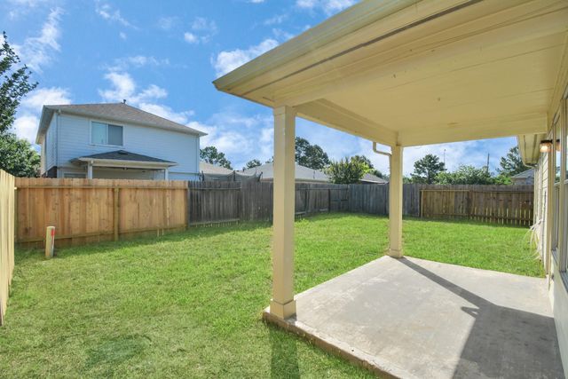 21910 Willow Shade Lane, Tomball, TX 77375