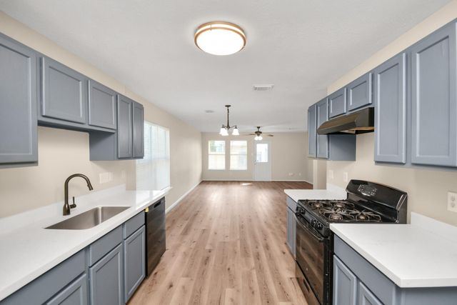 21910 Willow Shade Lane, Tomball, TX 77375