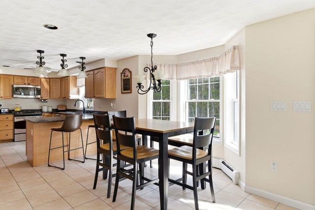 57 Compromise Lane, Sandown, NH 03873