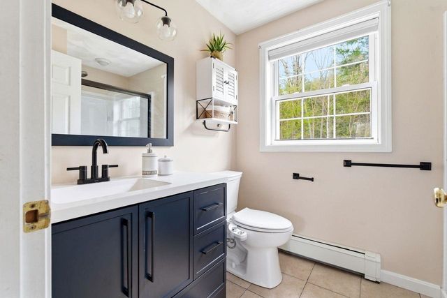 57 Compromise Lane, Sandown, NH 03873