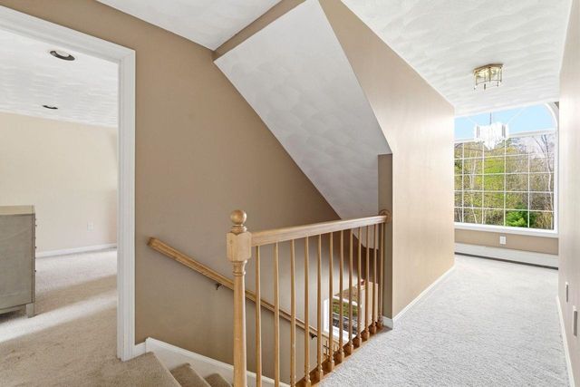 57 Compromise Lane, Sandown, NH 03873