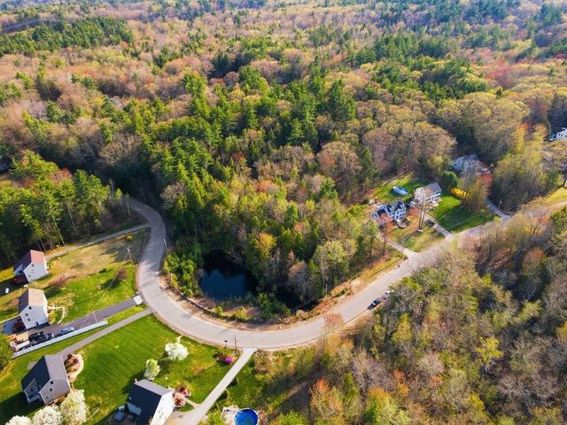 57 Compromise Lane, Sandown, NH 03873