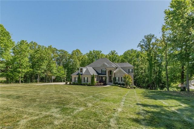 8220 Cedar Hollow Road, Greensboro, NC 27455