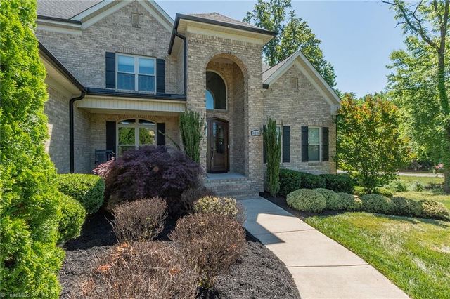 8220 Cedar Hollow Road, Greensboro, NC 27455