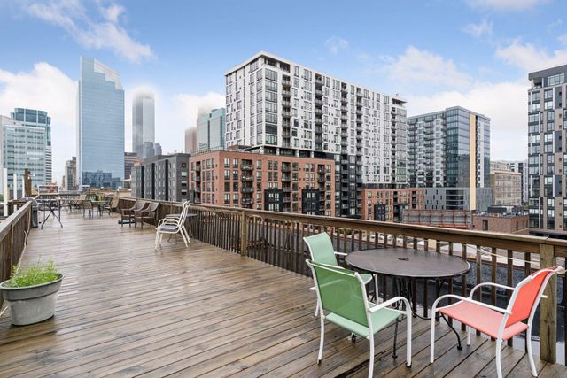 601 S 9th Street 3, Minneapolis, MN 55404