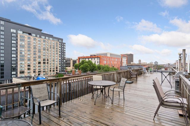 601 S 9th Street 3, Minneapolis, MN 55404