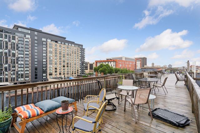 601 S 9th Street 3, Minneapolis, MN 55404
