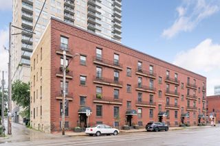 601 S 9th Street 3, Minneapolis, MN 55404