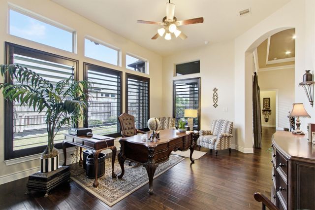 19514 Rockview Ledge Lane, Cypress, TX 77433