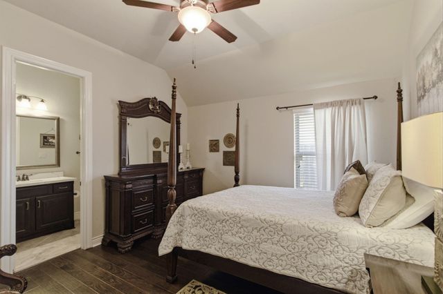 19514 Rockview Ledge Lane, Cypress, TX 77433