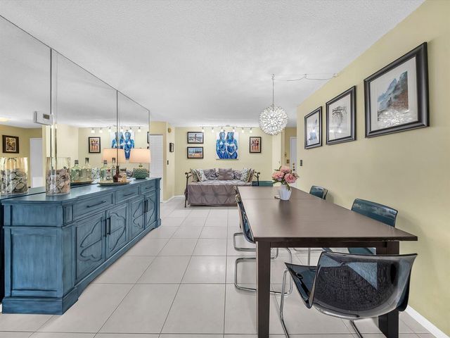 3215 S Ocean Boulevard 104, Highland Beach, FL 33487