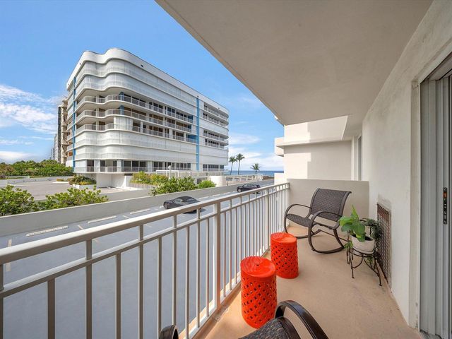 3215 S Ocean Boulevard 104, Highland Beach, FL 33487