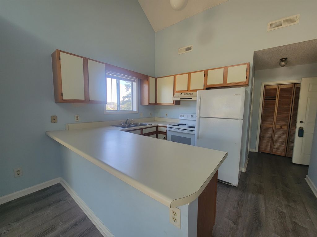 923 Fairwood Lakes Ln Unit 23V, Myrtle Beach, SC 29588 — photo 3
