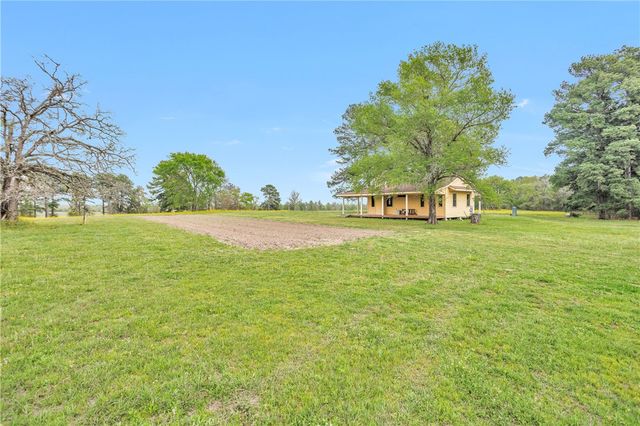 15487 County Road 228, Bedias, TX 77830