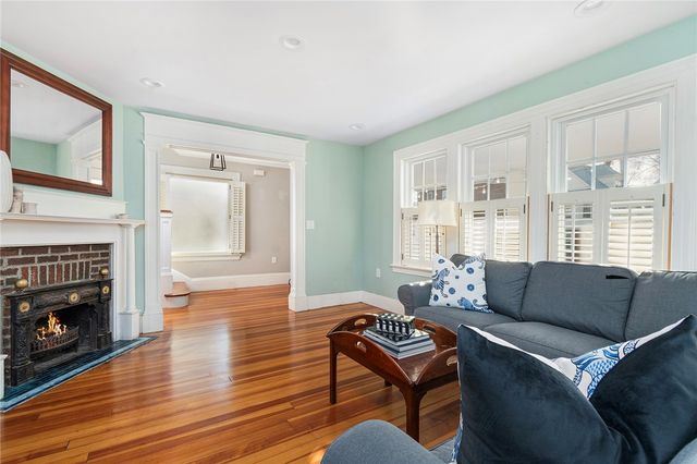 15 Cole Avenue, Providence, RI 02906