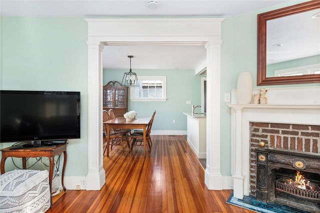 15 Cole Avenue, Providence, RI 02906