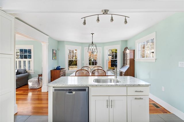 15 Cole Avenue, Providence, RI 02906