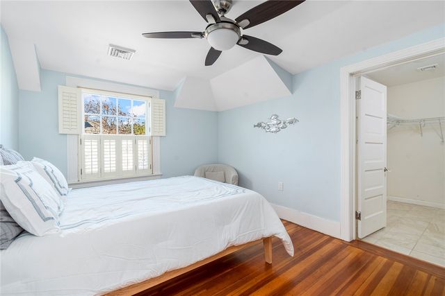 15 Cole Avenue, Providence, RI 02906